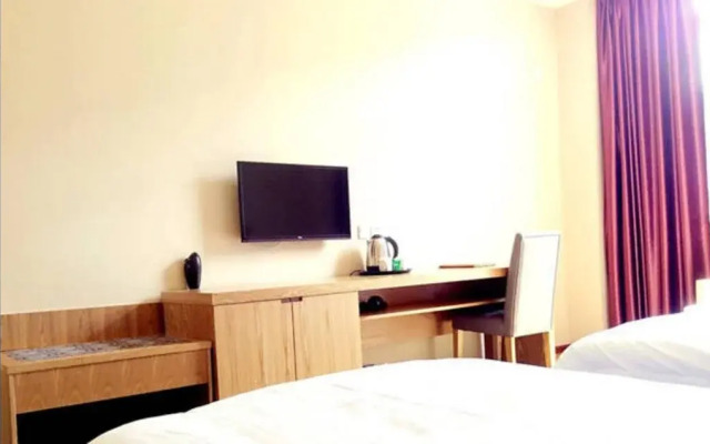 Linzhi Yonghui Business Hotel