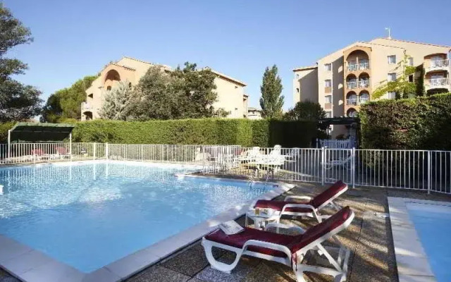 Citadines Aparthotel Aix Jas De Bouffan