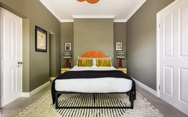 The Hackney Secret - Stylish 2bdr House With Garden, London