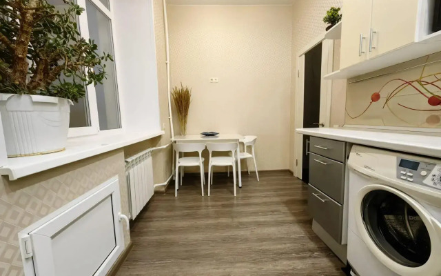 Like Home на Адмирала Нахимова 4