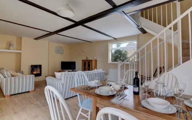 Cozy Holiday Home in East Runton near Beach