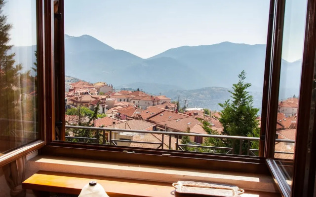 Hilltop Restful Maisonette in Arachova
