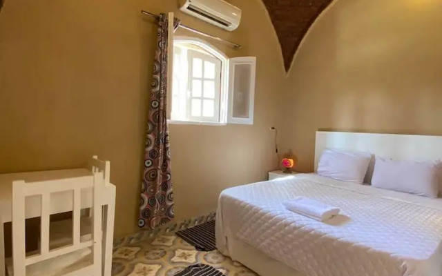 sekhmet hotel