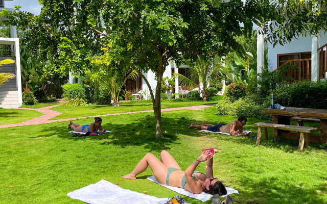 Red Picnic Hostel