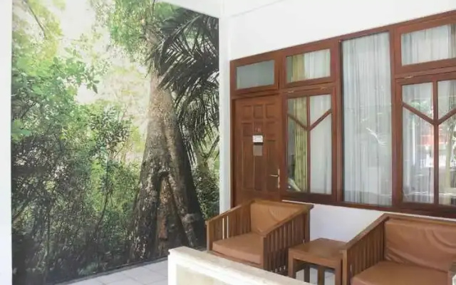 Guest House Eboni Madiun