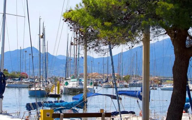 Les Flots Cypriano - INH 31649