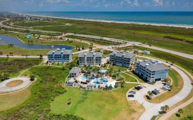 Endless Summer at Pointe West