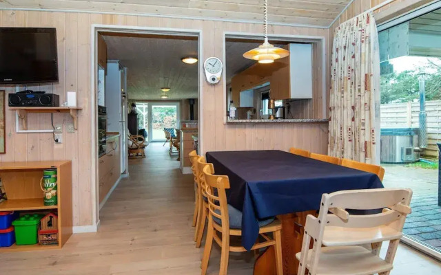 10 Person Holiday Home in Oksbol