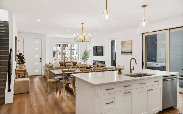 Beach Haven 5 Bedroom Townhouse
