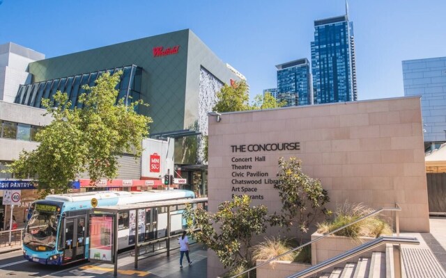2bed Apartment! Modern Home for 4 at Chatswood