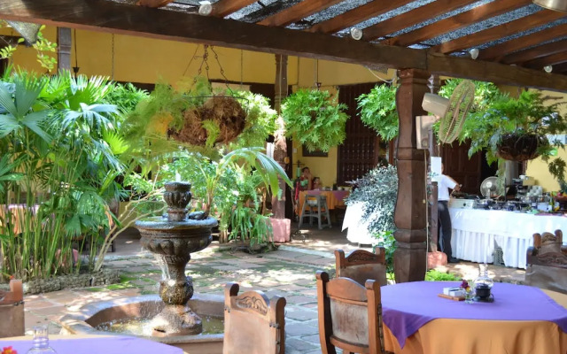 Hostal Restaurante Guaracu