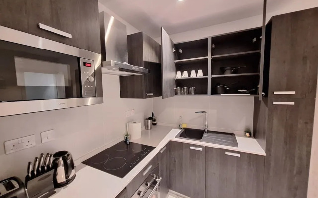 The Lennox Abode