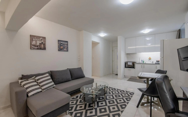 Garden Studio Paleo Faliro