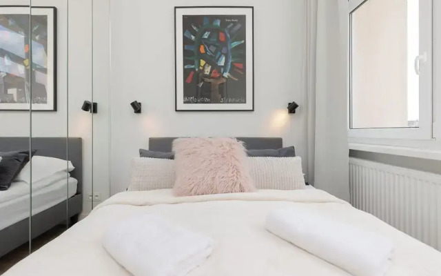 City Panorama by Renters Prestige