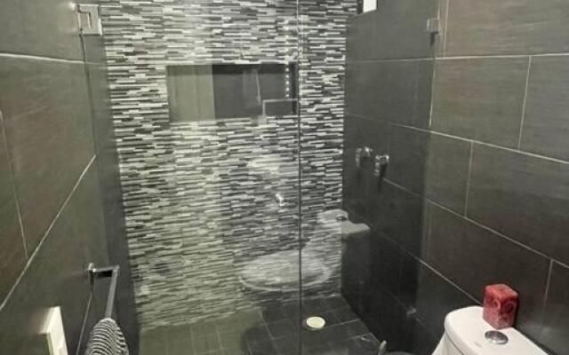 Cómodo y bonito apartamento con alberca