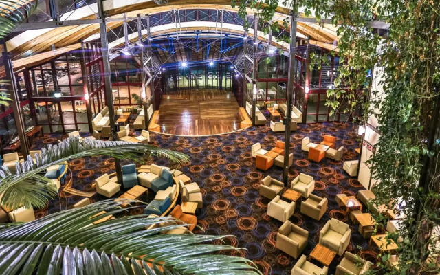 Kingfisher Bay Resort