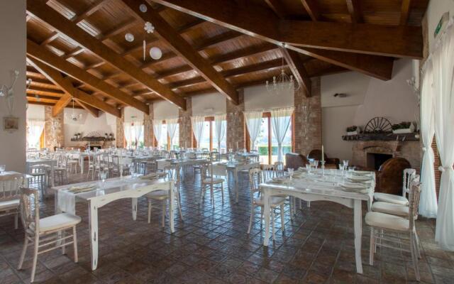 Valle Dell'Aquila Country House