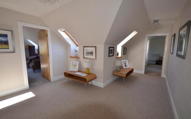 Lochview Guesthouse