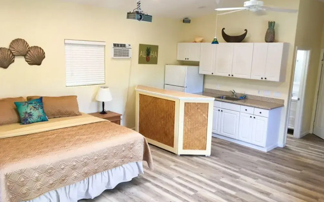 Maui Meadows Guest House