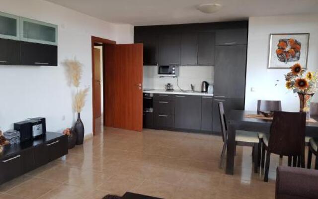 Etara 3 ApartComplex