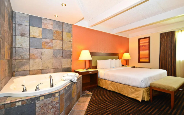 Lexington Inn & Suites NW Chicago Elgin