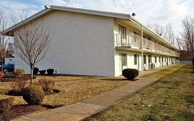 Motel 6