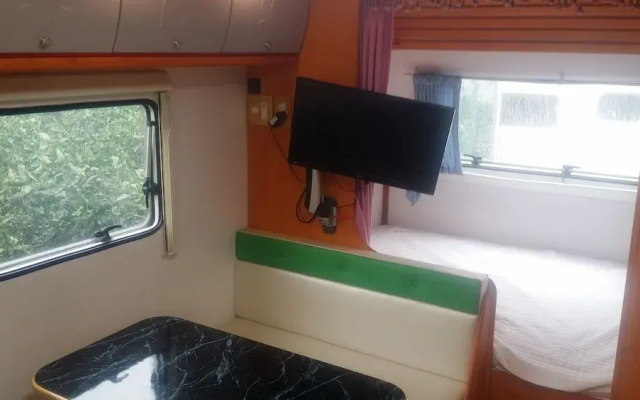 Pamping Jeju Caravan