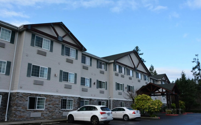 FairBridge Inn & Suites Dupont