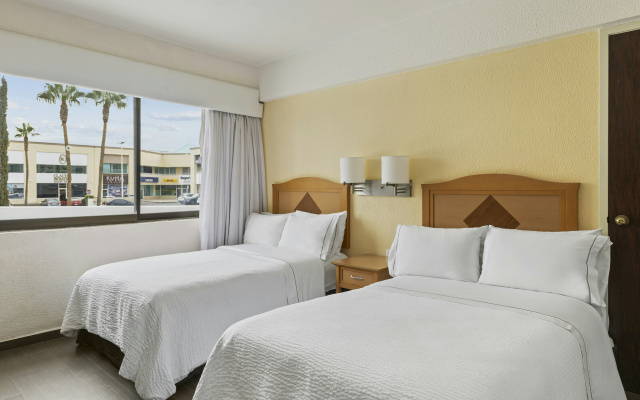 Fiesta Inn Express Chihuahua