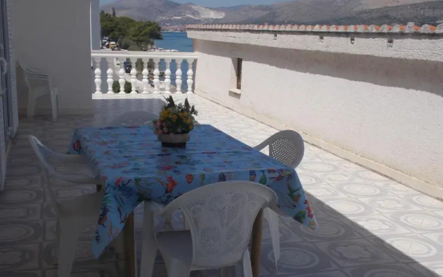 Apartments Belas