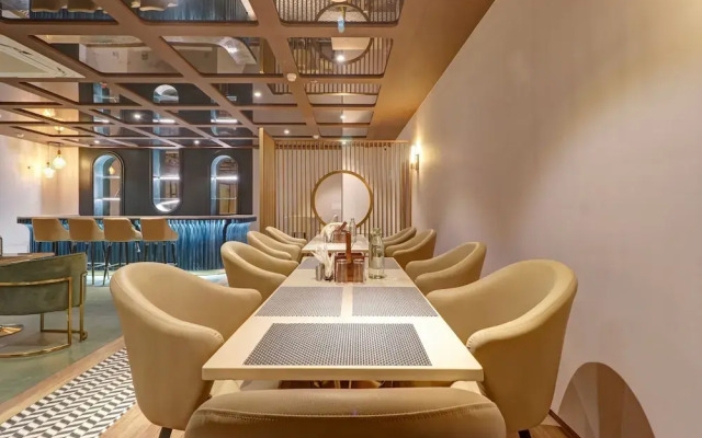 Saltstayz Premier - Mohali Chandigarh