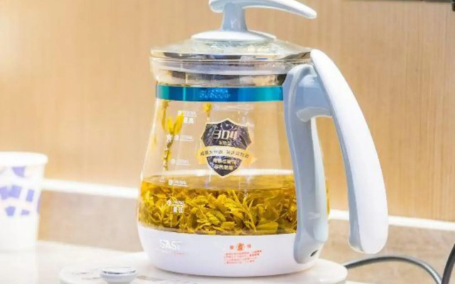 Yizhe International Hotel (Binyang Department Store)