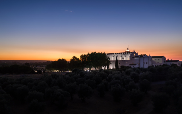 Convento do Espinheiro, Historic Hotel & Spa