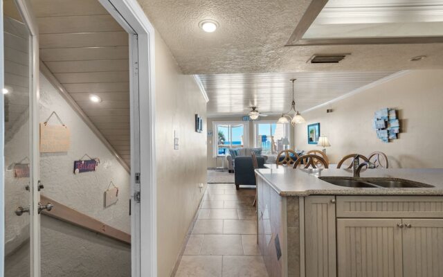 111 The Shores