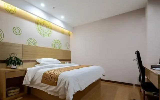 GreenTree Inn Changzhou Menghe Town Chengfeng Building
