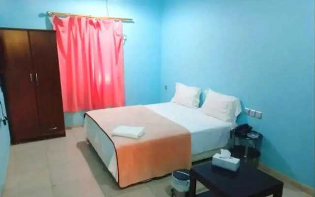 OYO Al Taj Rest House