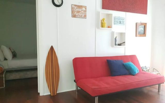 Eclectic 1 Bedroom Apartment in the Heart of Palm Beach