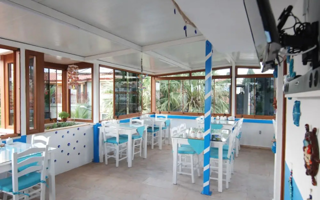 Cunda Atlas Otel