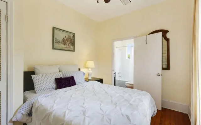 Montgomery Apartments on Magazine Street