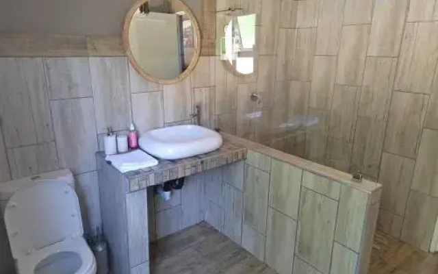 Crayfish Creek Guest House