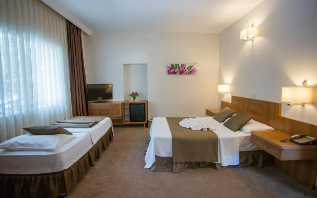 Melis Otel