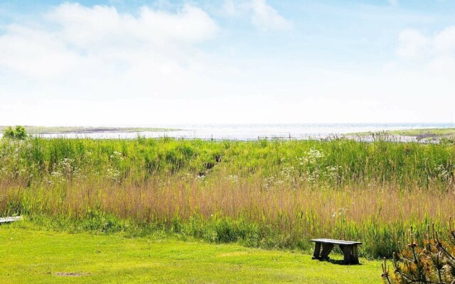 Peaceful Holiday Home in Højby Near the Beach