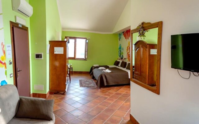 Villa With 8 Bedrooms in Città Metropolitana di Roma, With Wonderful Mountain View, Private Pool, Furnished Garden