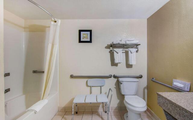 Quality Inn & Suites Union City - Atlanta South