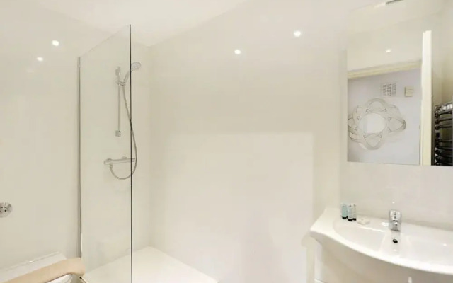 City View Apartment in London near Knightsbridge