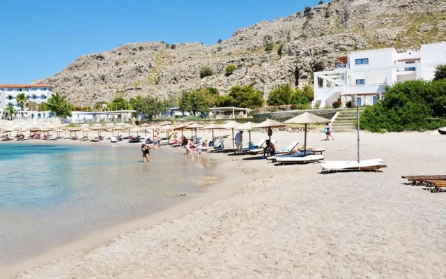 Ilyssion Hotel