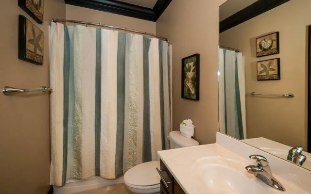 Beach Pointe 301 by Destin Getaways