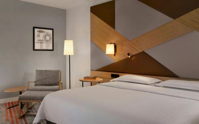 Sheraton Amsterdam Airport Hotel and Conference Center