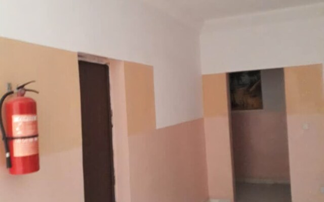 Auberge Samiraa - Hostel