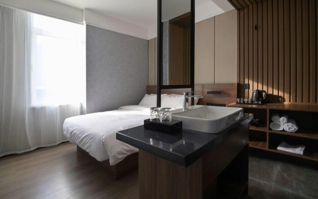 Subai Hotel